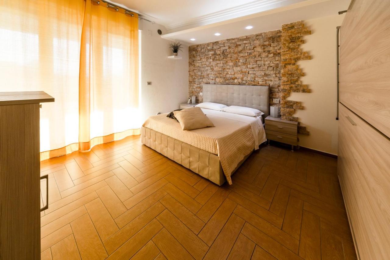 B&B Palazzo Del Toro Montesilvano Marina Eksteriør bilde