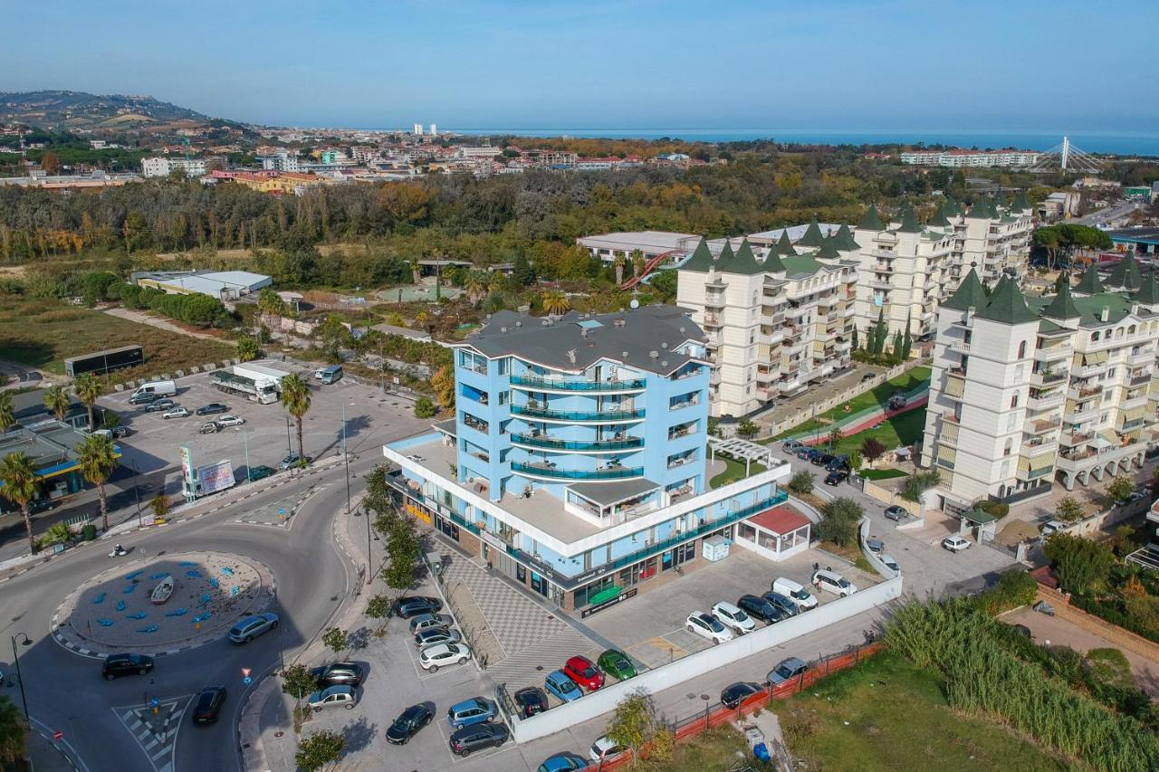 B&B Palazzo Del Toro Montesilvano Marina Eksteriør bilde