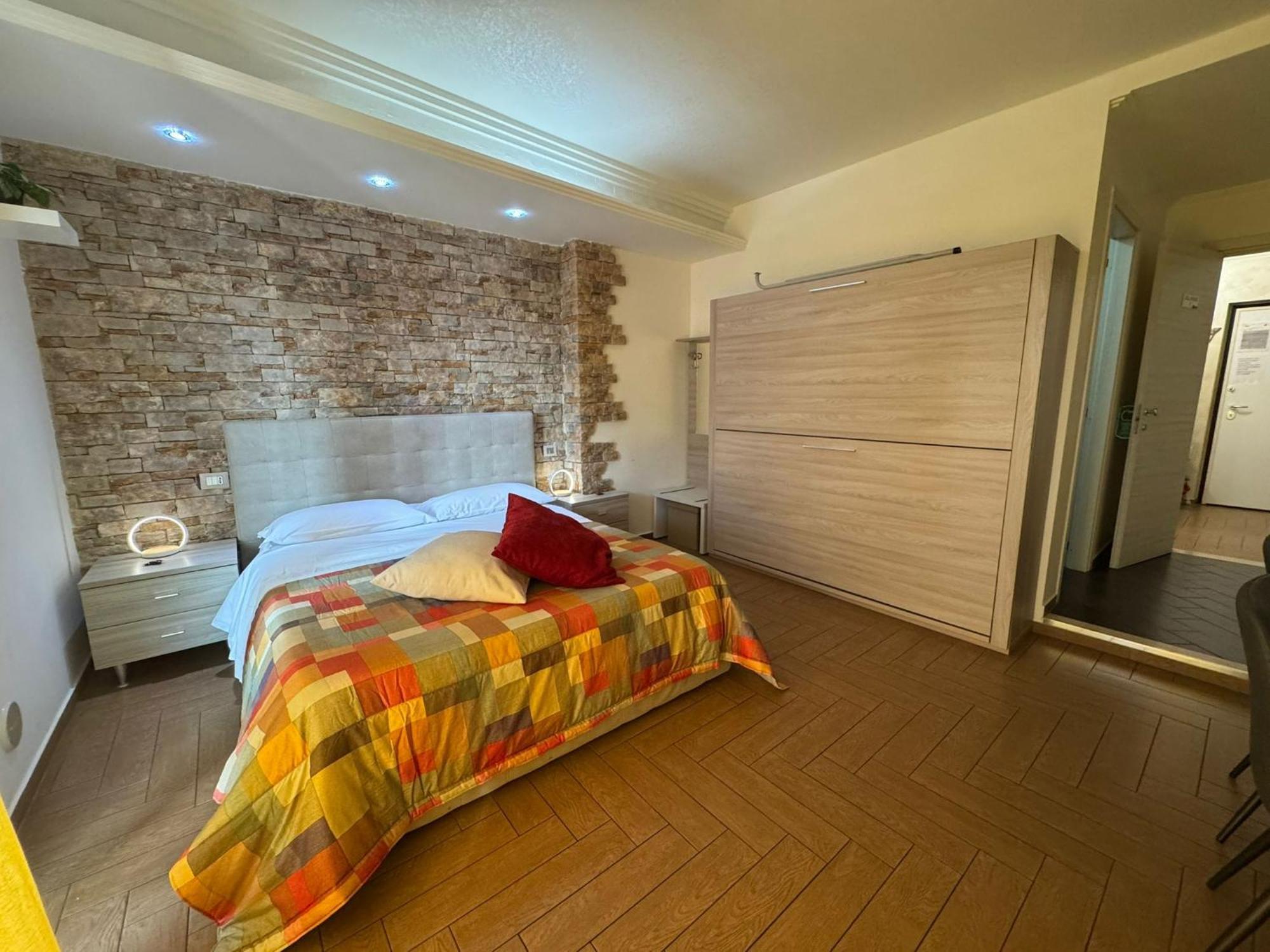 B&B Palazzo Del Toro Montesilvano Marina Eksteriør bilde